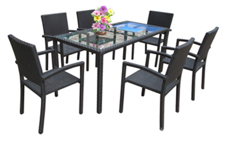 set of PE rattan coffee table & 6 chairs