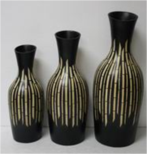 set of 3 vases with incrusted bamboo