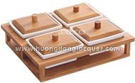 box with 4 compartments