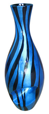 lacquer vase