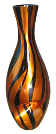 Lacquer vase