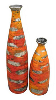 set of 2 lacquer vases